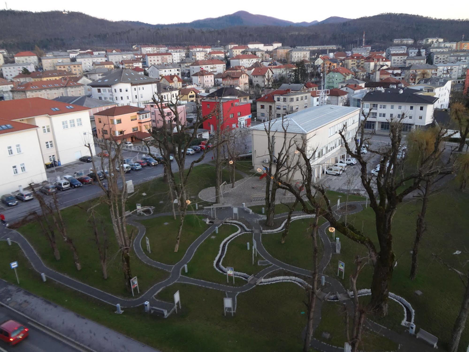 Hotel Kras Postojna Exterior photo